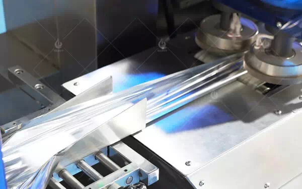 Folding welding of packaging film