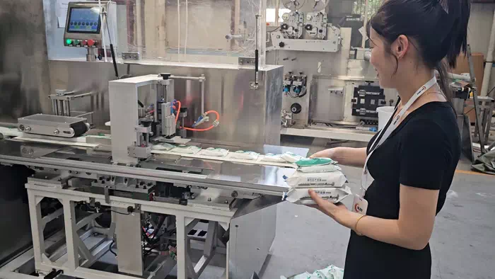 Automatic line for the production of wet wipes