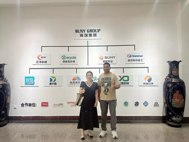 Indian Customers Visited the Wet Wipes Machine