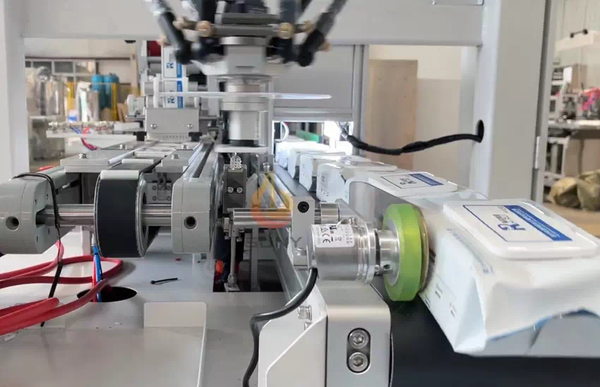 12 Line Wet Wipes Machine for 96 Pcs Family Pack