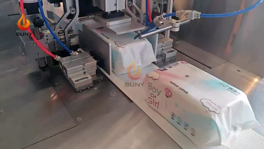 12 Lane Wet Wipes Machine with 4 and 2 Lid Applicator