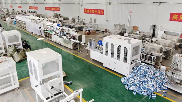 small-twin-roll-16-line-wet-wipes-machine SYF-20 Removable Wet Wipes Production Line