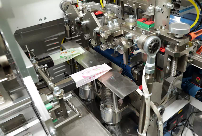 Forming and Packaging Systems Forming and Packaging Systems