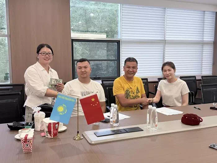 Kazakhstan Customer Signs Wet Wipes Machine Order After Factory Inspection