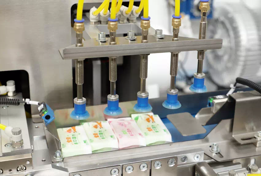 Wipes Liquid with Tissue Pouch Packing Machine Wipes Liquid with Tissue Pouch Packing Machine