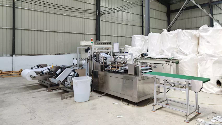Automatic Individually Wrapped Wet Wipes Machine Automatic Individually Wrapped Wet Wipes Machine