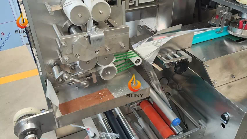 300 Packs Per Minute Single Wet Wipes Packaging Machine
